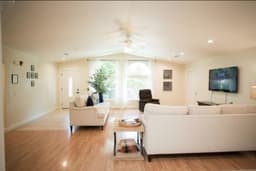 All Seasons Hialeah - Gallery Image 4