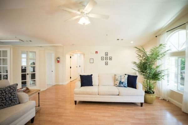 All Seasons Hialeah - Gallery Image 3