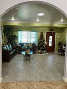Fair Oaks Senior Care - Gallery Image 1