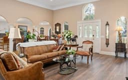 Hollister Care Home - Gallery Image 3