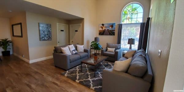Sungarden Villa Iii - Gallery Image 3