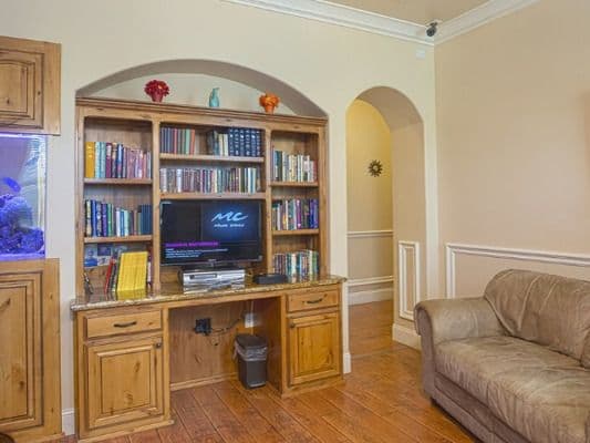 Chateau Senior Living - The Villa - Gallery Image 5