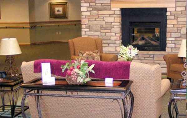 Majestic Rim Retirement Living - Gallery Image 6