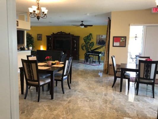 Cobblestone Manor - Gallery Image 2