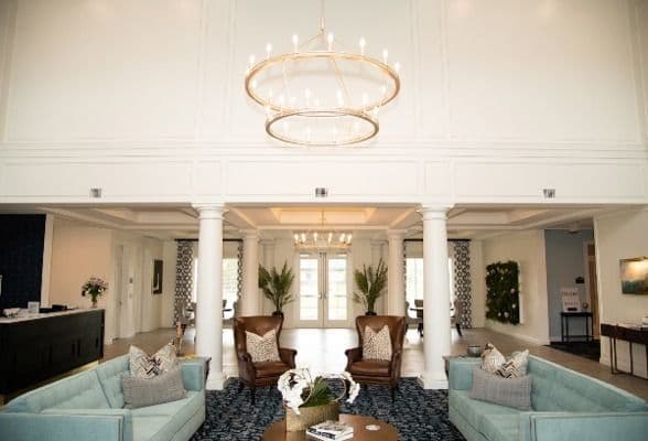 Red Cedar Lodge - Gallery Image 2