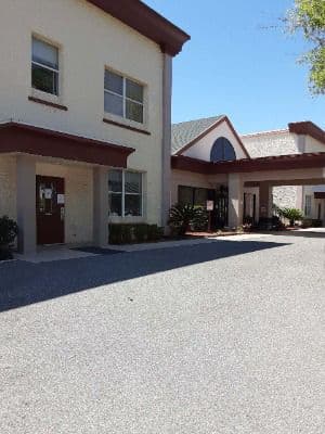 Tangerine Cove of Brooksville - Gallery Image 2