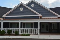 Graceland Gardens - Gallery Image 1
