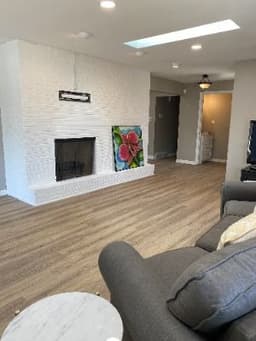 Elite Living Home - Gallery Image 6