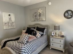 The Village at Meadowbrook - Gallery Image 4