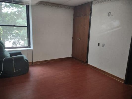 August Richmond - Gallery Image 5