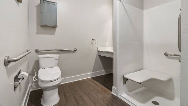 Beehive Homes Spring - Gallery Image 6