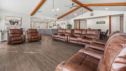 Beehive Homes Spring - Gallery Image 3