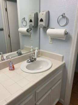 White Rock Seniors Home - Gallery Image 5