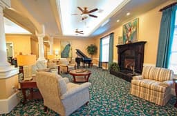 Benton House Of Grayson - Gallery Image 5