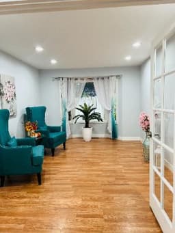 Meadowdale Beach - Gallery Image 4