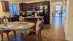Maxcare Assisted Living - Gallery Image 3