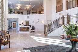 Merrill Gardens At Greenville - Gallery Image 2