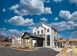 Cloverland Park Senior Living - Gallery Image 6