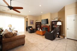 Golden Sunset Villa - Gallery Image 3