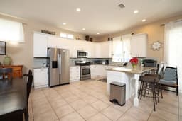 Golden Sunset Villa - Gallery Image 2