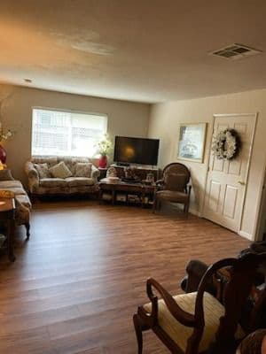 Land Park Place - Gallery Image 4
