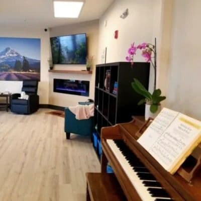 Bear Creek Memory Care - Gallery Image 3