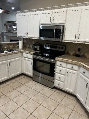 Seasons Assisted Living Care Home - Euless Location - Gallery Image 2