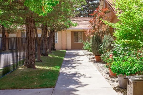 Senior Care Villa Of Loomis - Gallery Image 2
