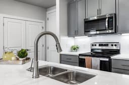 Jovie At Pflugerville 55+ Apartments - Gallery Image 4