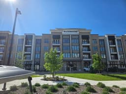 Watermere At Round Rock - Gallery Image 2