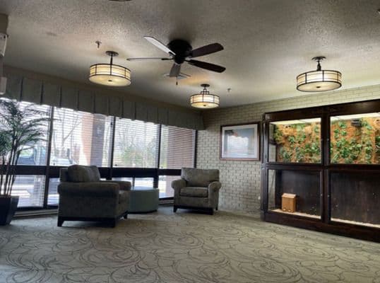 Carriage Square Living & Rehab Center - Gallery Image 2