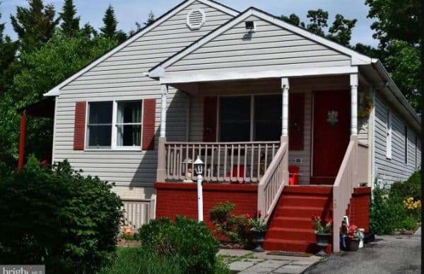 Royal Assisted Living, Inc