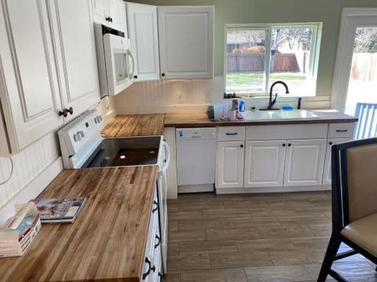 Austin Gardens Senior Living - Gallery Image 4