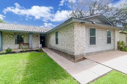 Silverleaf At Lakeline - Gallery Image 1