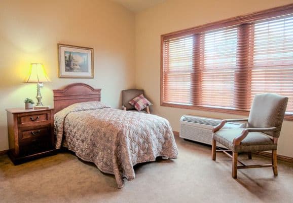 Countryside Manor Assisted Living and Memory Care - Gallery Image 5