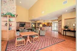 Countryside Manor Assisted Living and Memory Care - Gallery Image 3