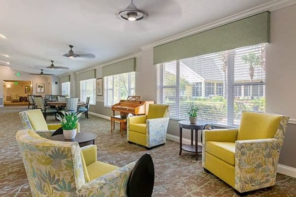 Grand Oaks Health And Rehabilitation Center - Gallery Image 4