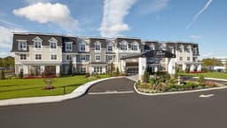 The Bristal At Bethpage - Gallery Image 1