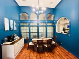Reigns Silver Living - Gallery Image 1