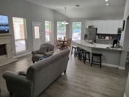 Senior'S Choice Living At Grand Lake Estates - Gallery Image 3