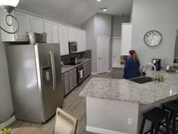 Senior'S Choice Living At Grand Lake Estates - Gallery Image 5