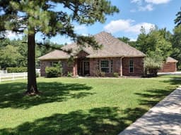 Senior'S Choice Living At Grand Lake Estates - Gallery Image 1