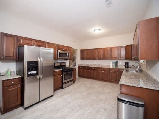Ray&J Assisted Living - Gallery Image 3