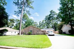 Autumn Springs Kingwood - Gallery Image 1