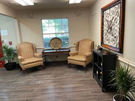 Exbury Garden Assisted Living Community - Gallery Image 3