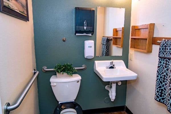 Edgewood-Columbus Ne - Gallery Image 2