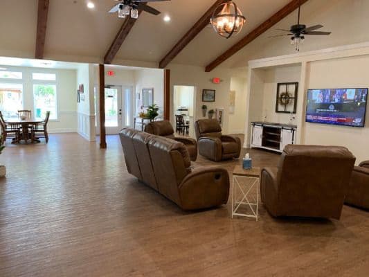 Beehive Homes Of Babcock Ridge - Gallery Image 2