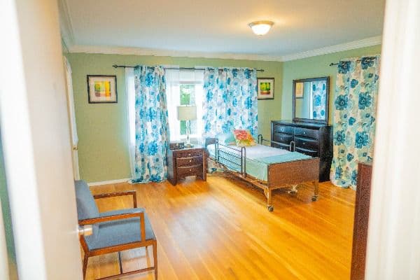 Harmony Rose 2 Senior Care Living - Gallery Image 4