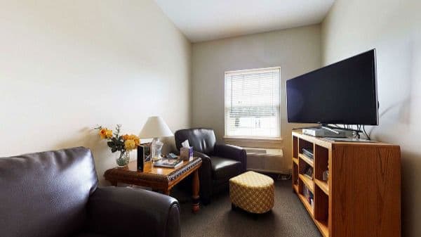 Vicinia Gardens Of Fenton - Gallery Image 6