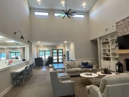 Seasons Assisted Living And Memory Care - Magnolia - Gallery Image 6